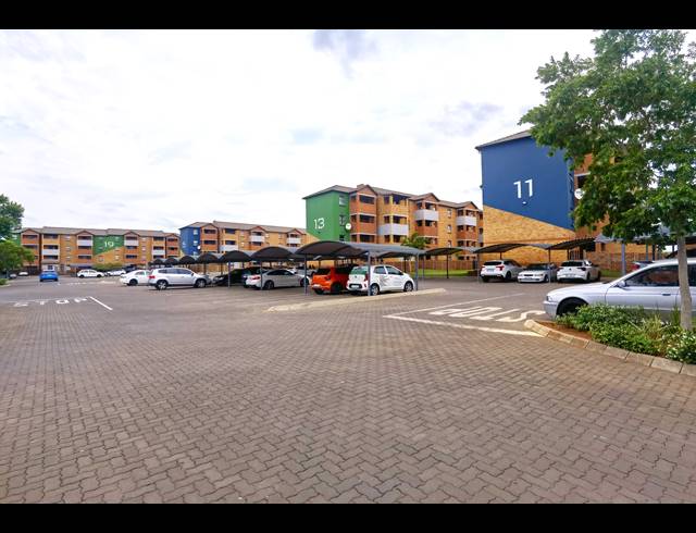 2 BEDROOM APARTMENT FOR SALE IN HEUWELOORD